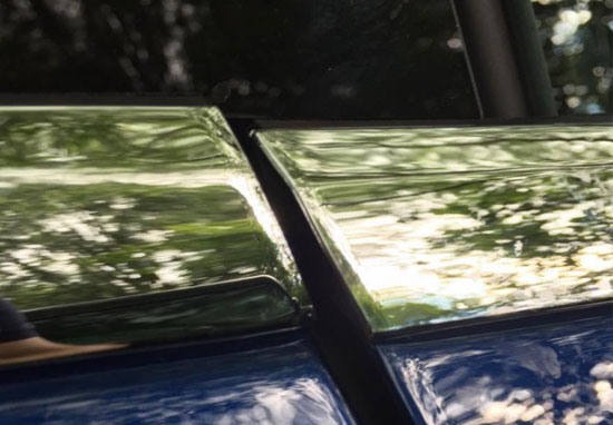 A perfect example of a misaligned door panel on a Model S